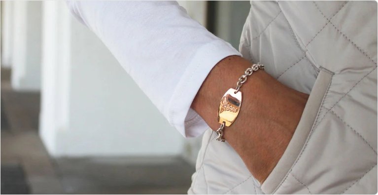 Woman wearing a medical alert bracelet