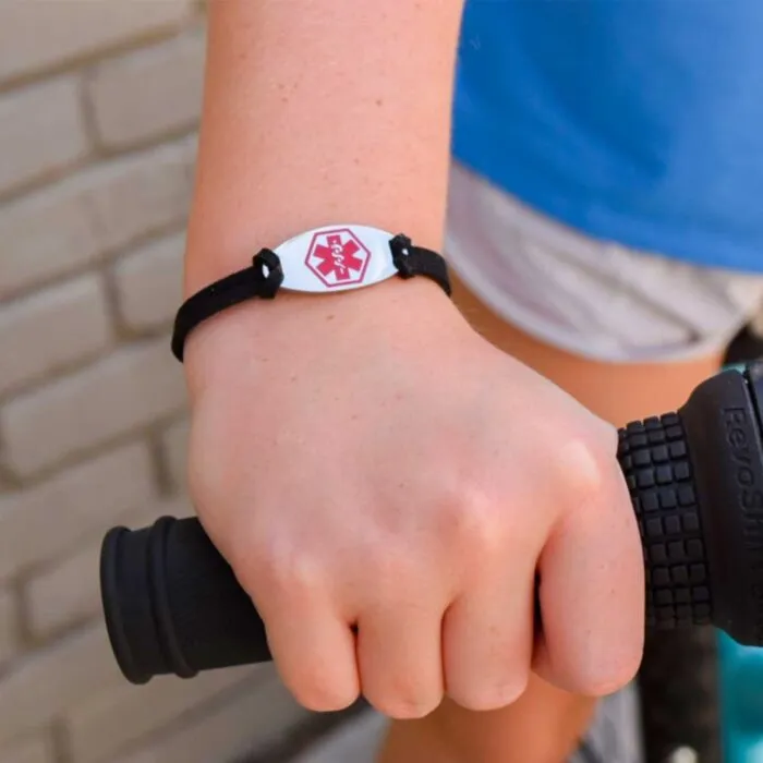 Electronic medical alert clearance bracelet